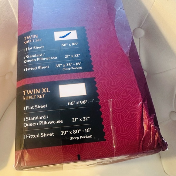 TEXAS LINEN CO. Pure Cotton Bed Sheets (twin,800 Thread Count) white open box - Picture 4 of 7